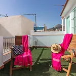 Sea & Wave Al Rolo Beach Apartment